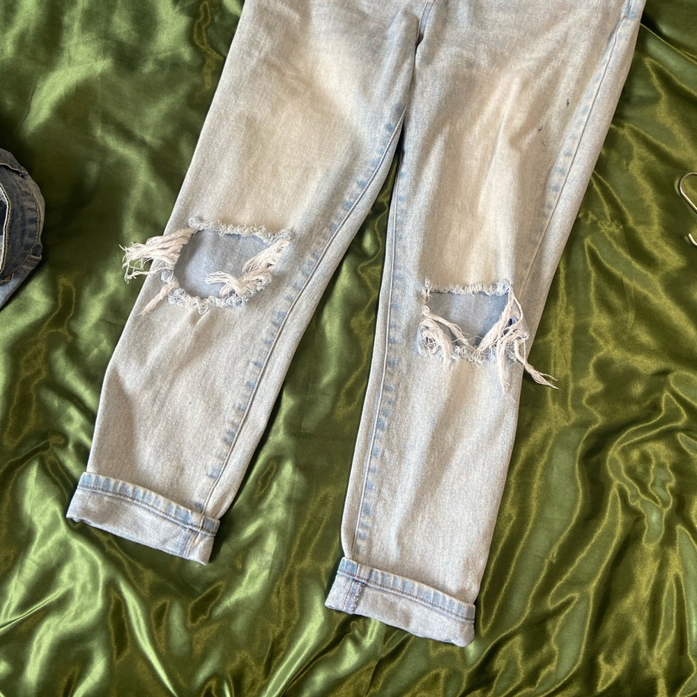 Straight leg jean